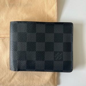 Louis Vuitton Bi Fold wallet in Damien Graphite